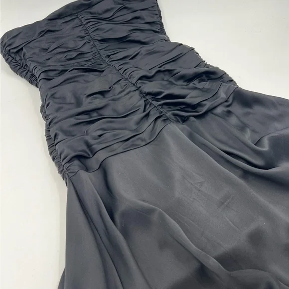 Cinq a Sept Silk Eliza Strapless Asymmetrical Cocktail Black Dress - Size 12 - Picture 5 of 6